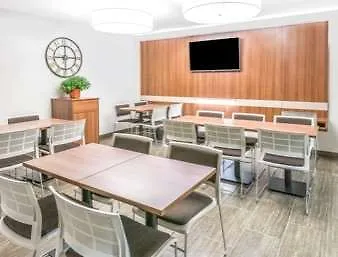 Microtel Inn & Suites by Wyndham Victor/Rochester 