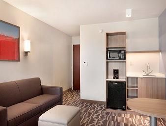 Microtel By Wyndham 2*