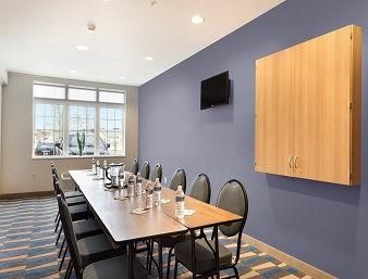 Microtel By Wyndham Hotel 2*