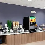 Microtel Inn & Suites by Wyndham Victor/Rochester 